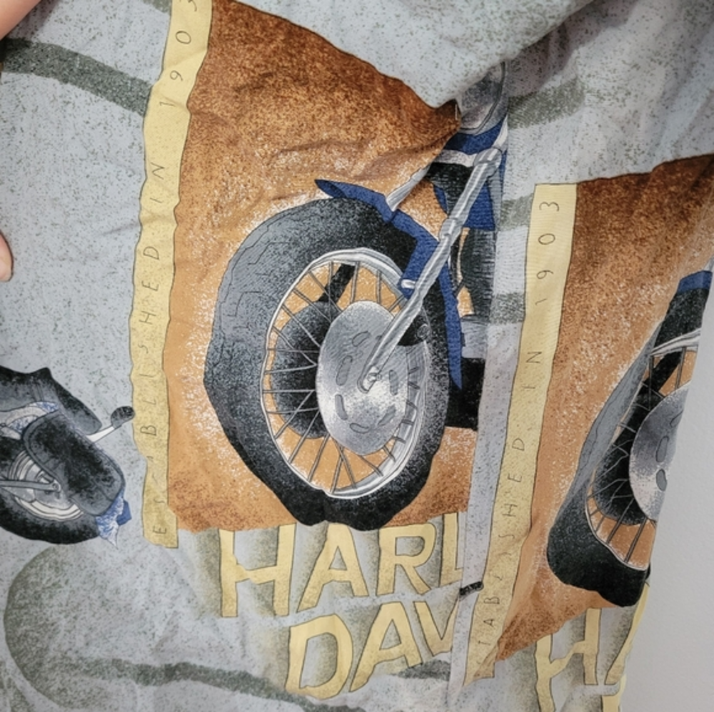 Harley Davidson Vtg Men's Gray Hawaiian Motorcycle Collage Style Shirt, Size 2XL - Picture 9 of 12